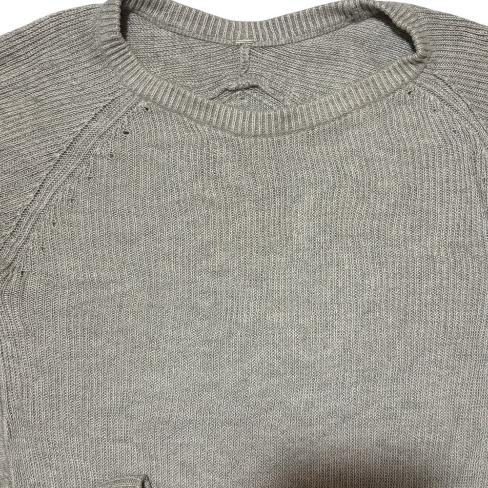 lululemon athletica Gray Women's Sweater - Picture 4 of 4